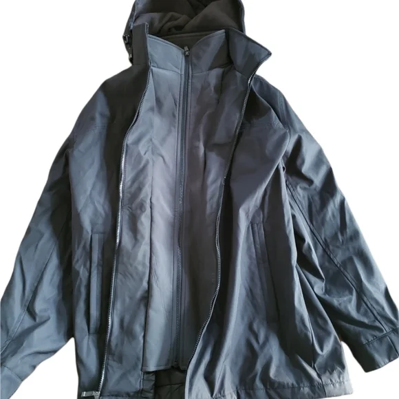 Weatherproof Jacket - Picture 3 of 9